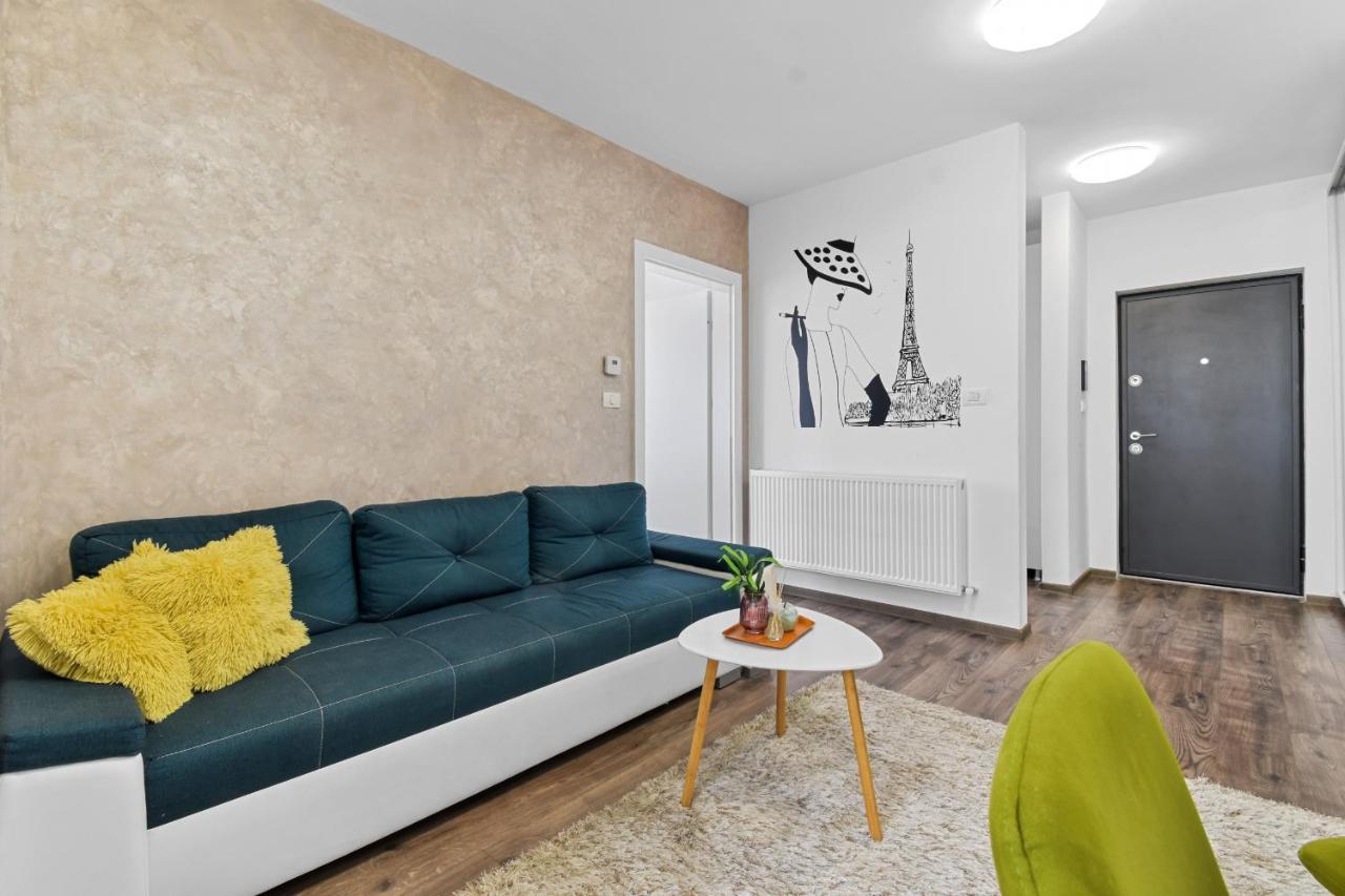 Апартаменты Modern In New Building With Panoramic View Брашов Экстерьер фото